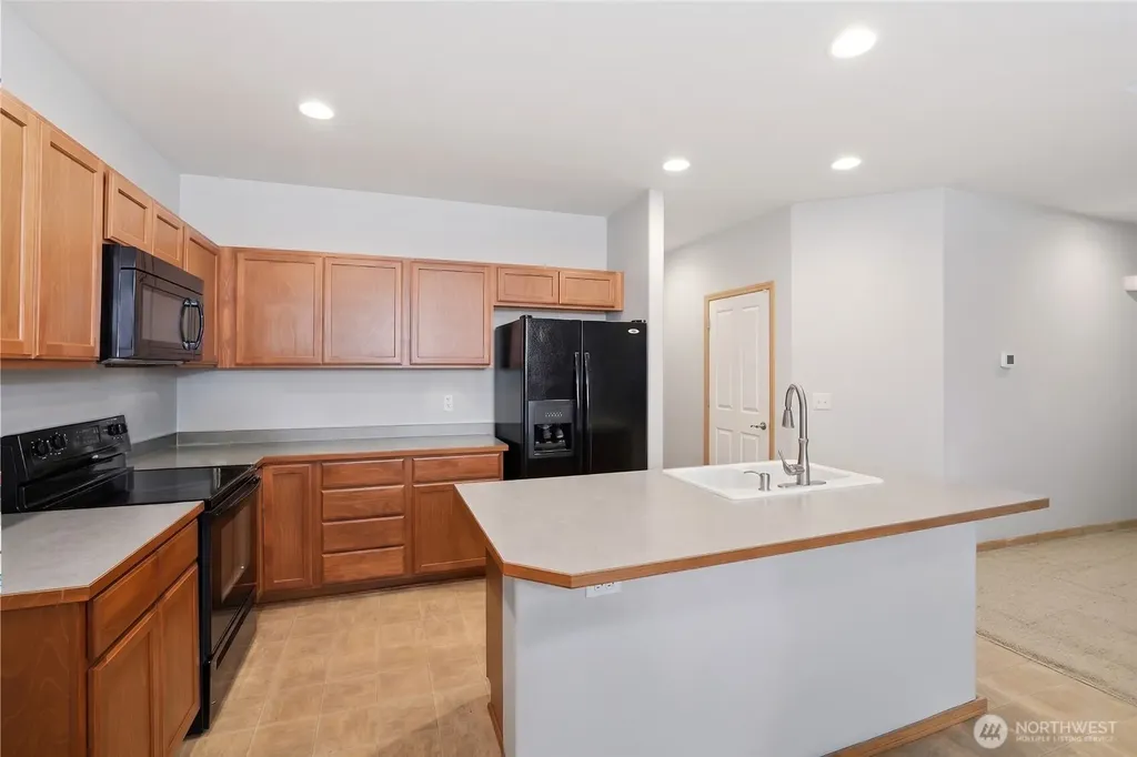 5427 Boardwalk Street SE Lacey WA 98503