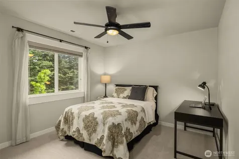 22997 SE 52nd Street Issaquah WA 98029