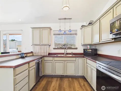 52 Ambrosia Lane Malaga WA 98828