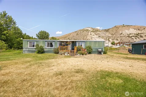 25505 Highway 97 Pateros WA 98846