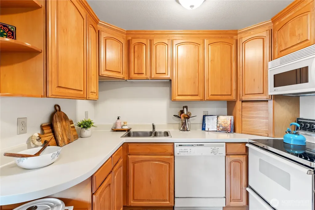 2619 Rucker Avenue Everett WA 98201