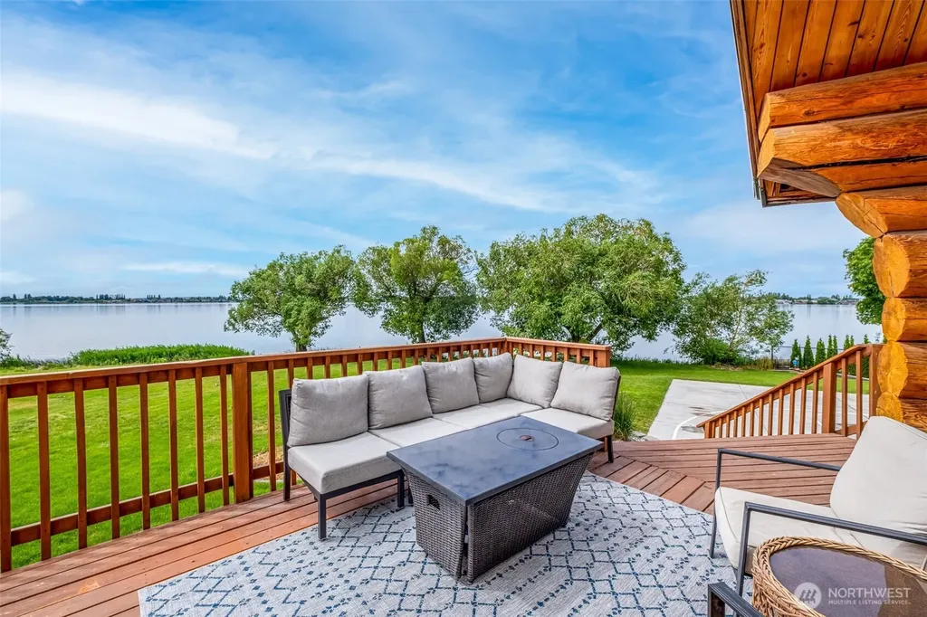 2731 Wild Goose Road NE Moses Lake WA 98837