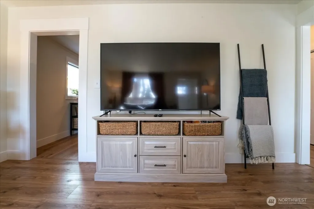 507 E Wapato Avenue Chelan WA 98816