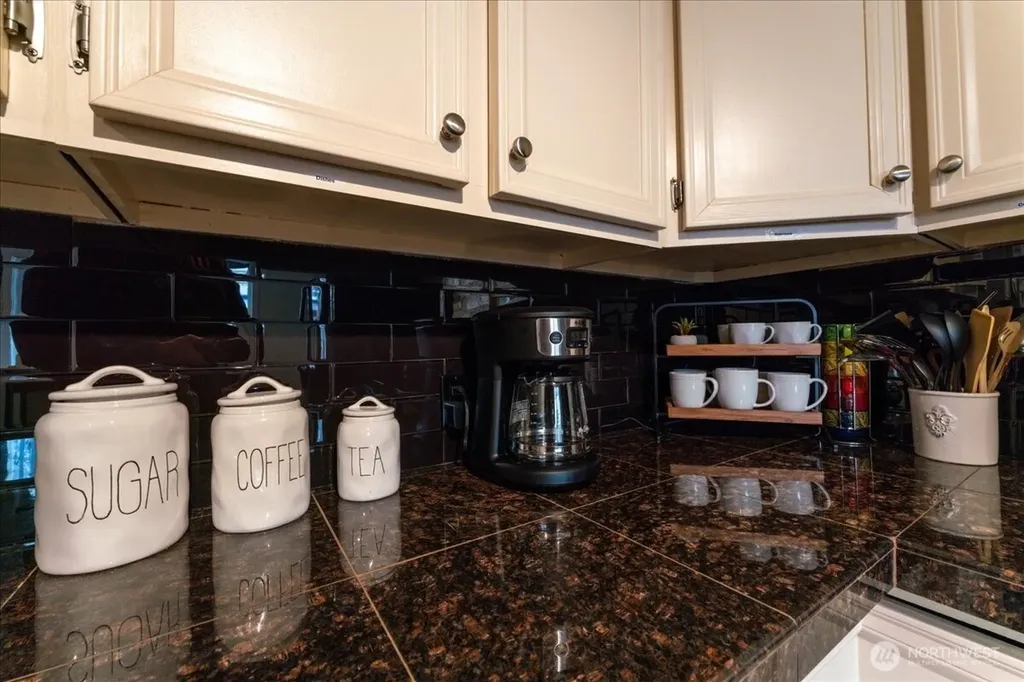507 E Wapato Avenue Chelan WA 98816