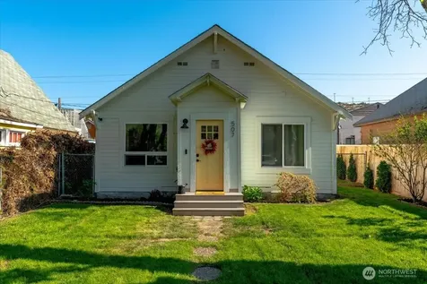 507 E Wapato Avenue Chelan WA 98816
