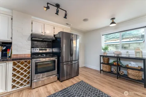 507 E Wapato Avenue Chelan WA 98816