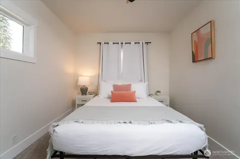 507 E Wapato Avenue Chelan WA 98816