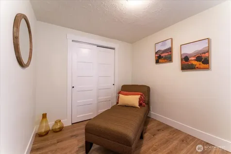 507 E Wapato Avenue Chelan WA 98816