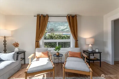 507 E Wapato Avenue Chelan WA 98816