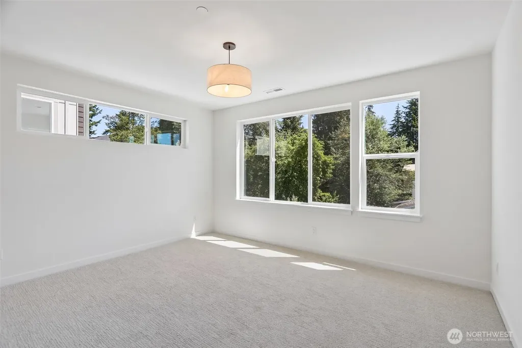 1516 147th Street Shoreline WA 98155