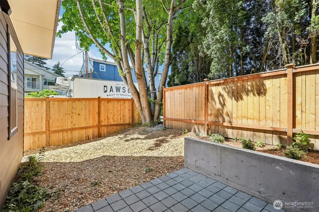 1516 147th Street Shoreline WA 98155