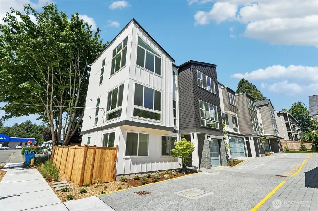 1516 147th Street Shoreline WA 98155