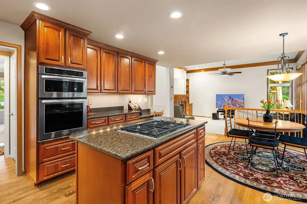 12812 60th Avenue W Mukilteo WA 98275