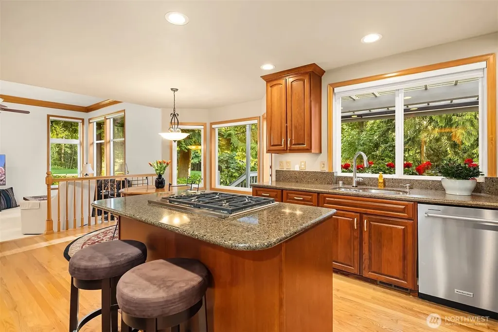 12812 60th Avenue W Mukilteo WA 98275