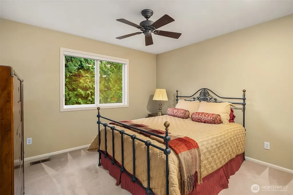12812 60th Avenue W Mukilteo WA 98275