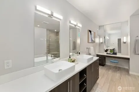 11217 110th Avenue NE Kirkland WA 98033