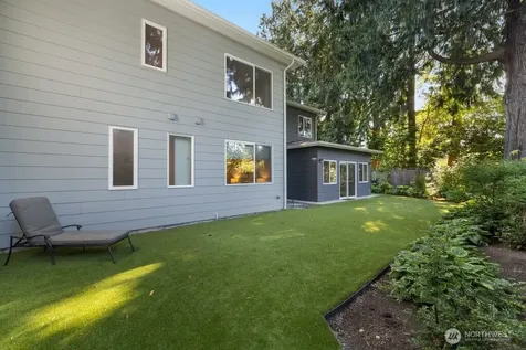 11217 110th Avenue NE Kirkland WA 98033