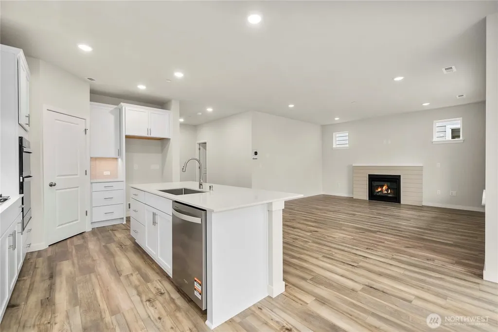 3983 Flat Top Drive Bremerton WA 98312