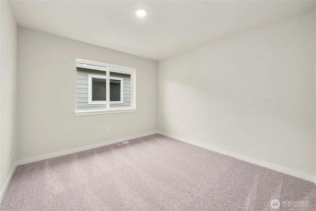 3983 Flat Top Drive Bremerton WA 98312