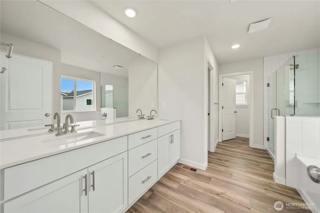 3983 Flat Top Drive Bremerton WA 98312