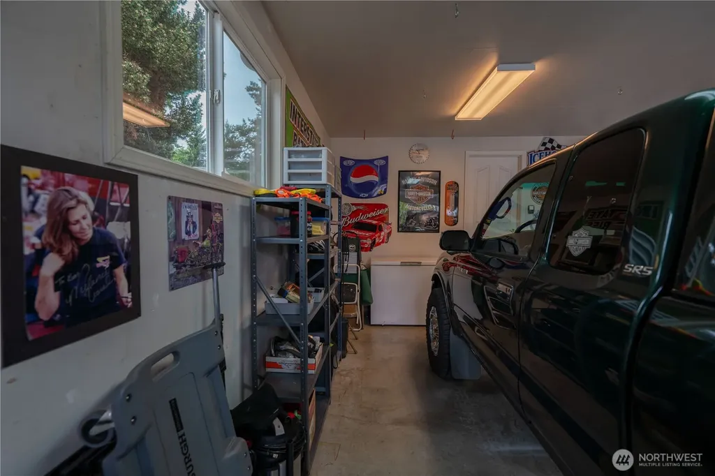 230 E Hawthorne Place Port Angeles WA 98362