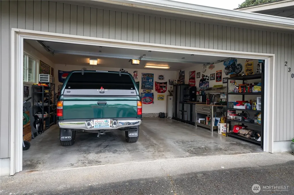 230 E Hawthorne Place Port Angeles WA 98362