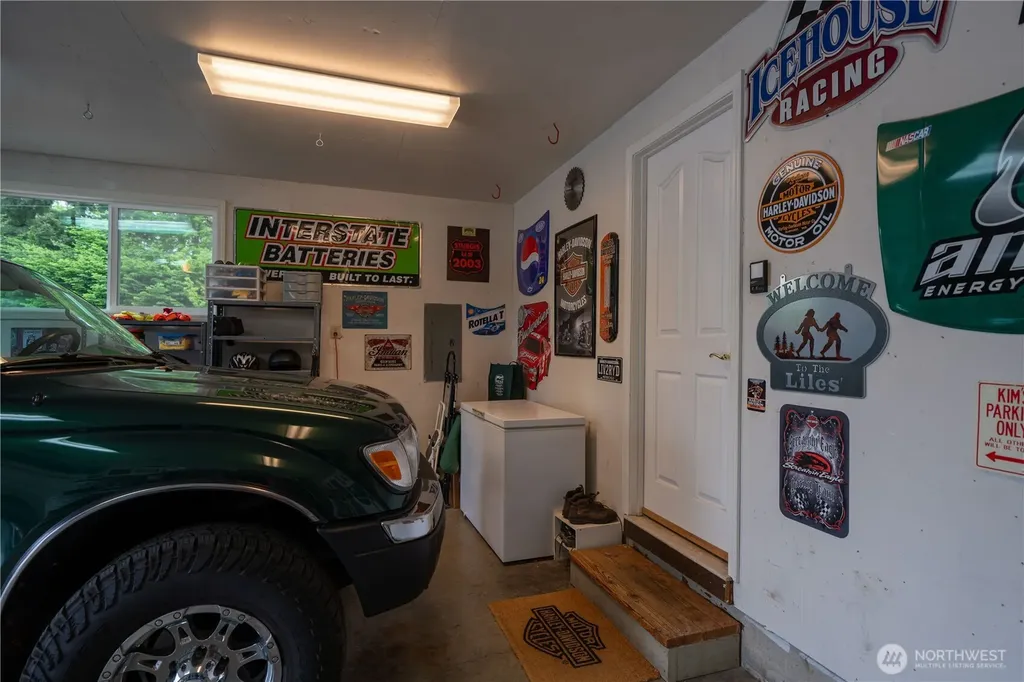 230 E Hawthorne Place Port Angeles WA 98362