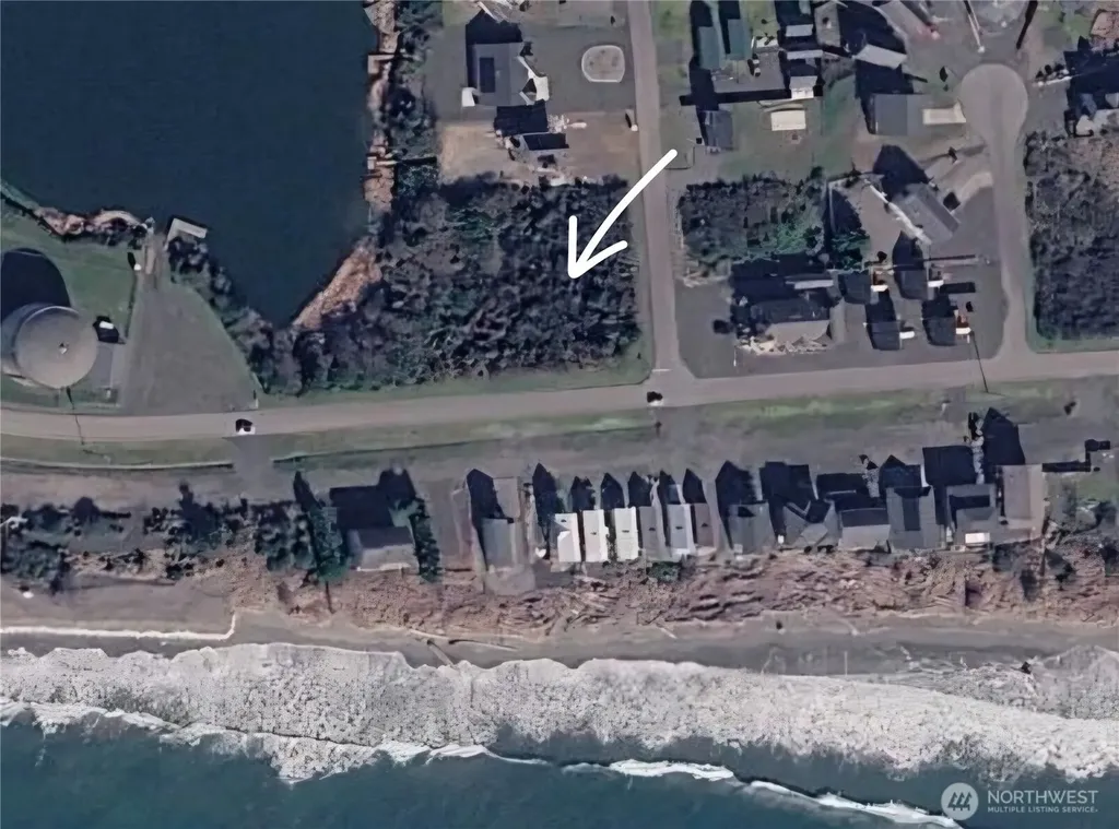 1099 Wawona Avenue SE Ocean Shores WA 98569