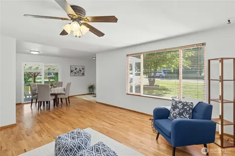 17023 113th Avenue SE Renton WA 98055