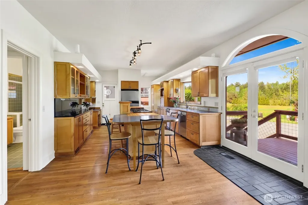1478 Kelly Road Bellingham WA 98226