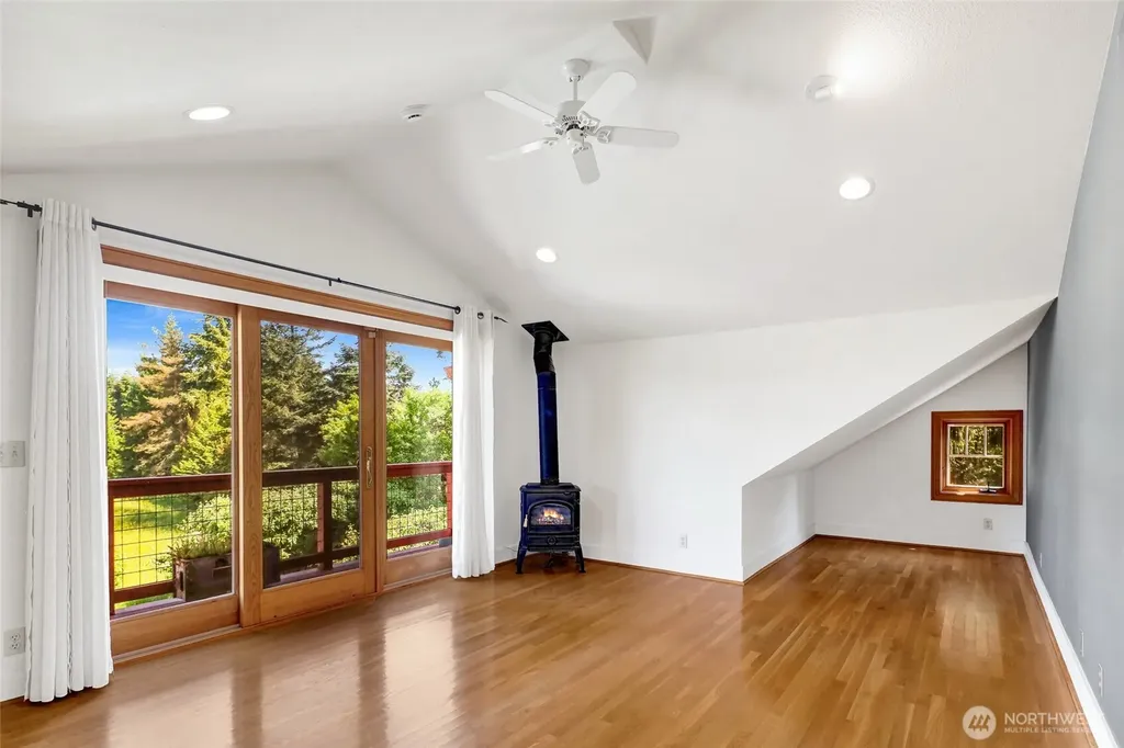 1478 Kelly Road Bellingham WA 98226