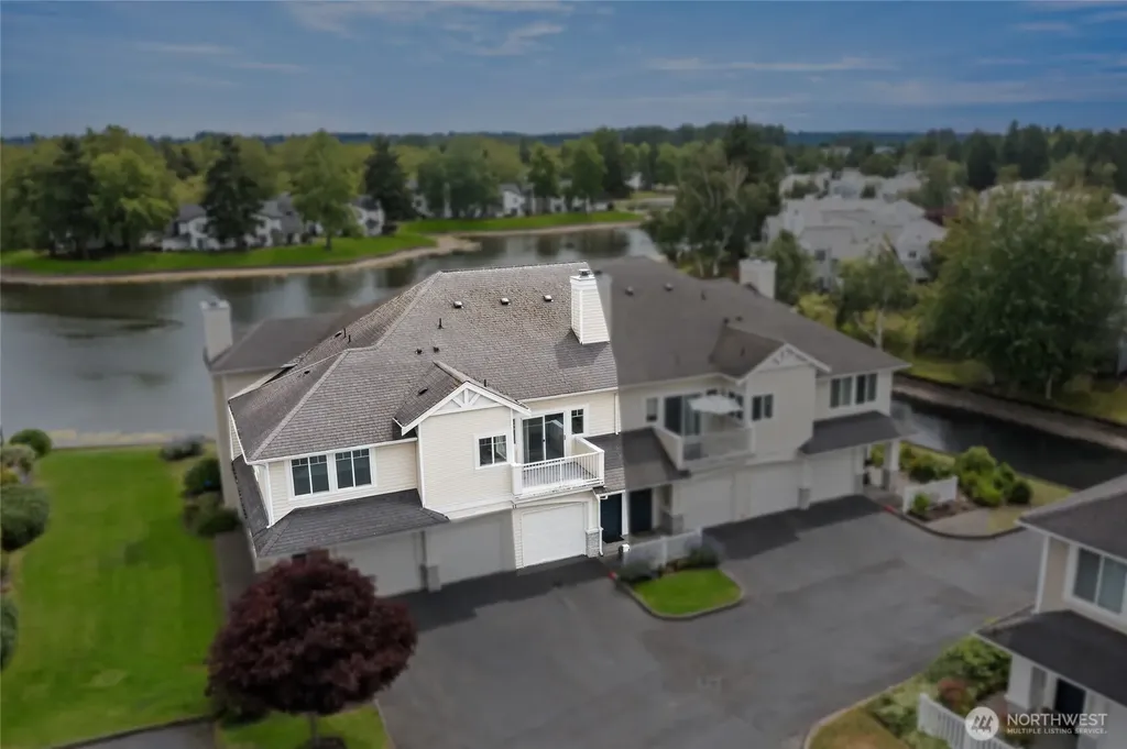 23606 55th Avenue S Kent WA 98032