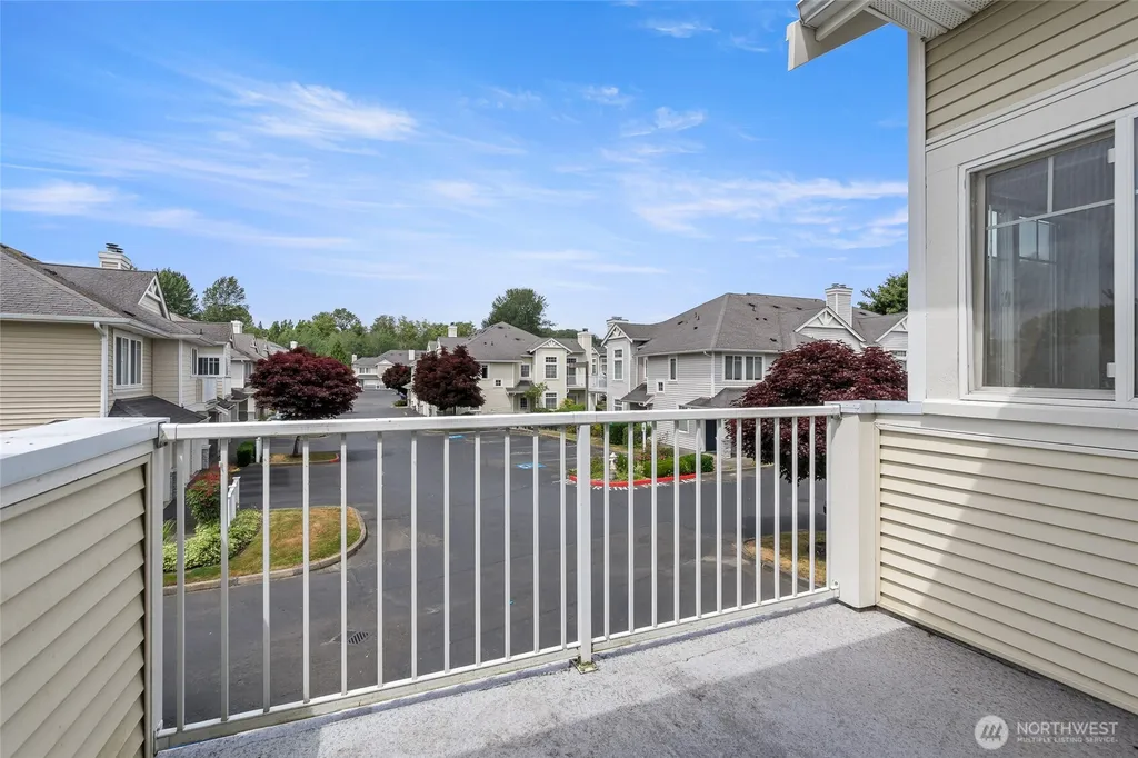 23606 55th Avenue S Kent WA 98032