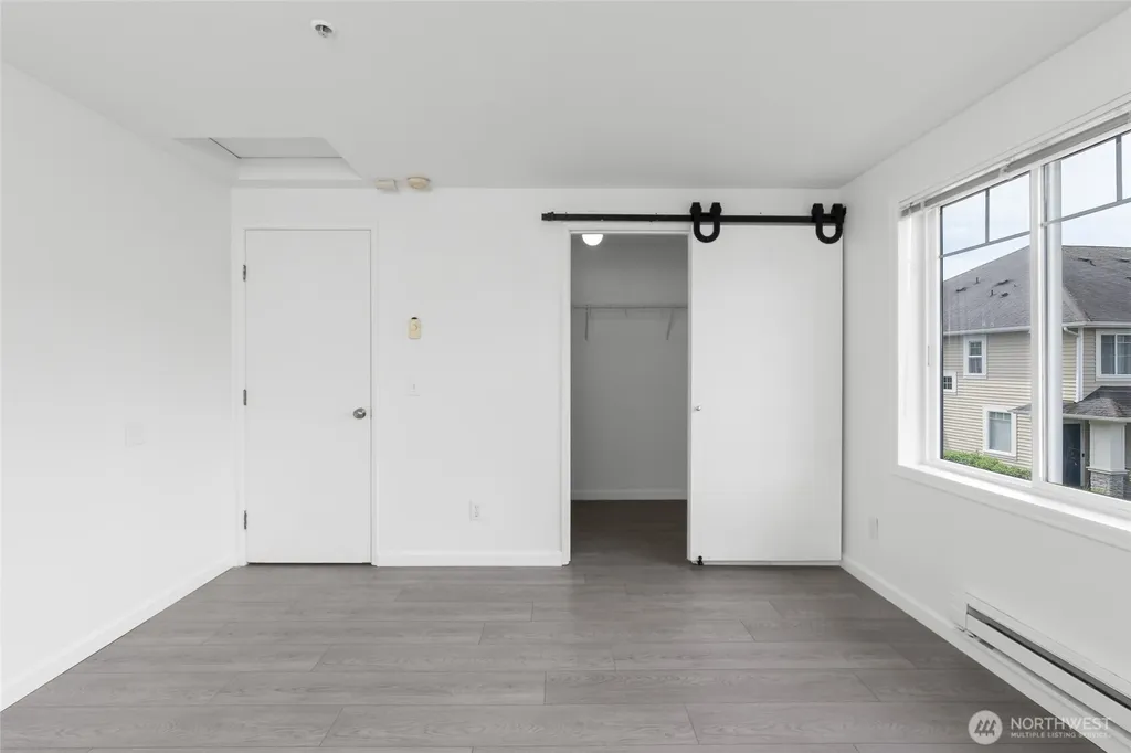 23606 55th Avenue S Kent WA 98032