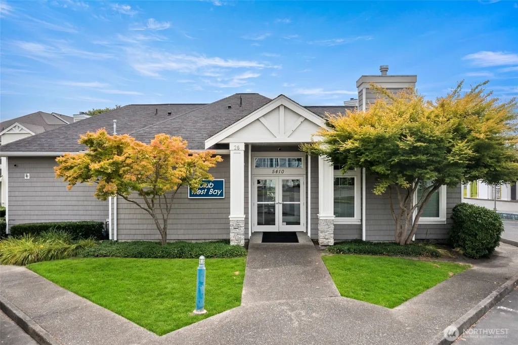 23606 55th Avenue S Kent WA 98032