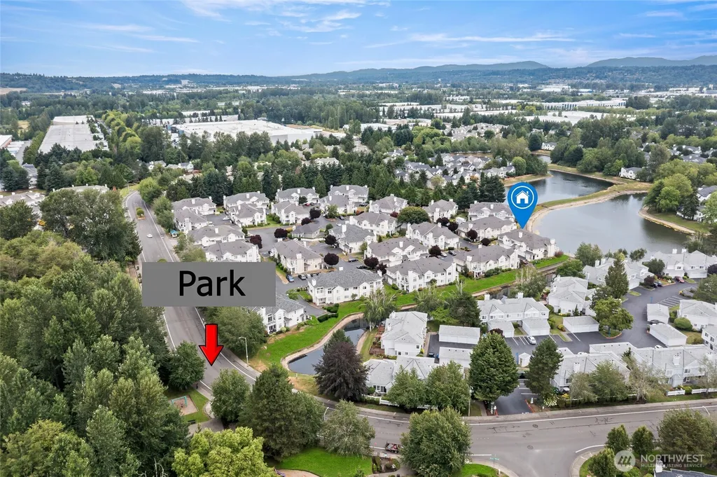23606 55th Avenue S Kent WA 98032