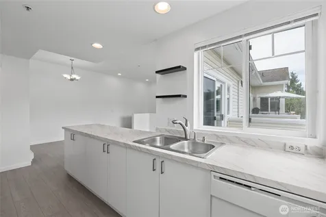 23606 55th Avenue S Kent WA 98032