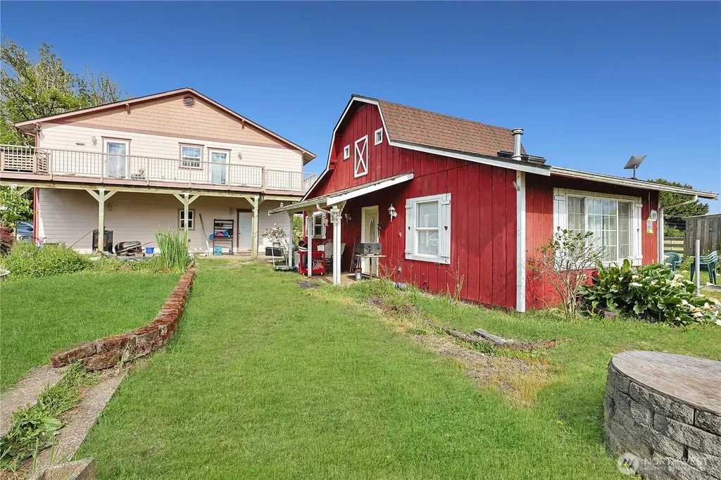 447 Boistfort Road Curtis WA 98538