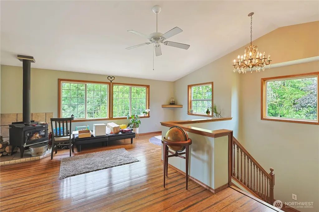 447 Boistfort Road Curtis WA 98538