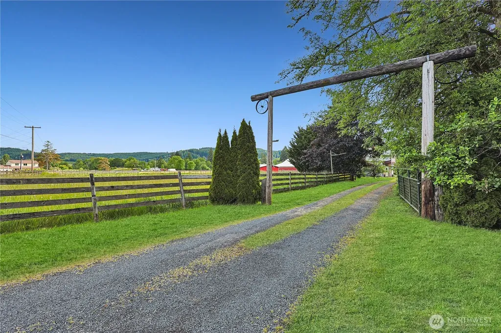 447 Boistfort Road Curtis WA 98538