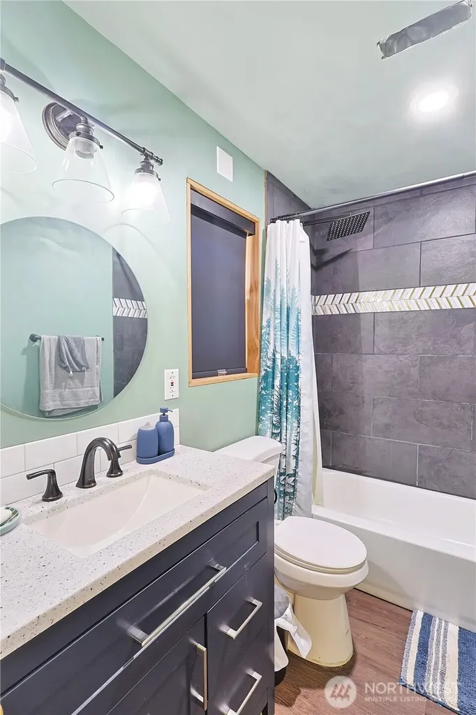 447 Boistfort Road Curtis WA 98538