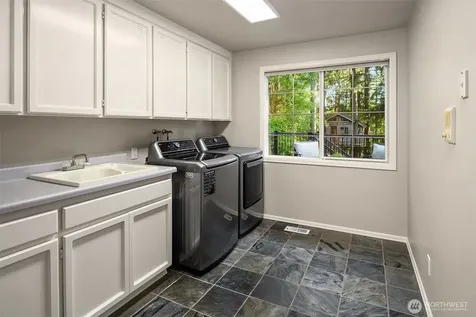2609 208th Avenue SE Sammamish WA 98075