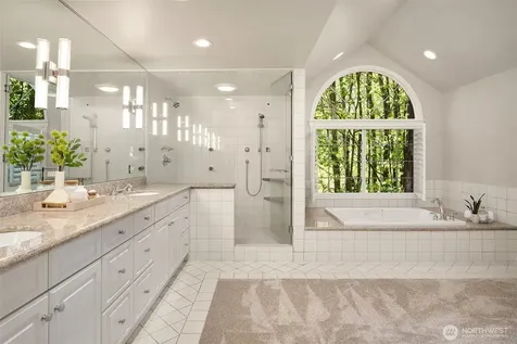 2609 208th Avenue SE Sammamish WA 98075