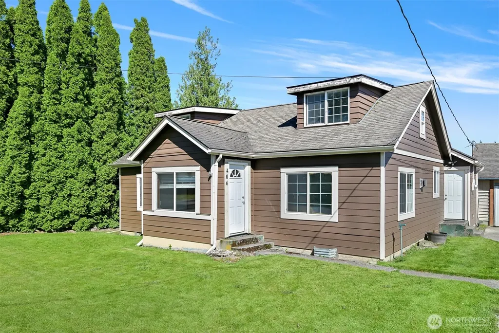 406 W Main Street Everson WA 98247