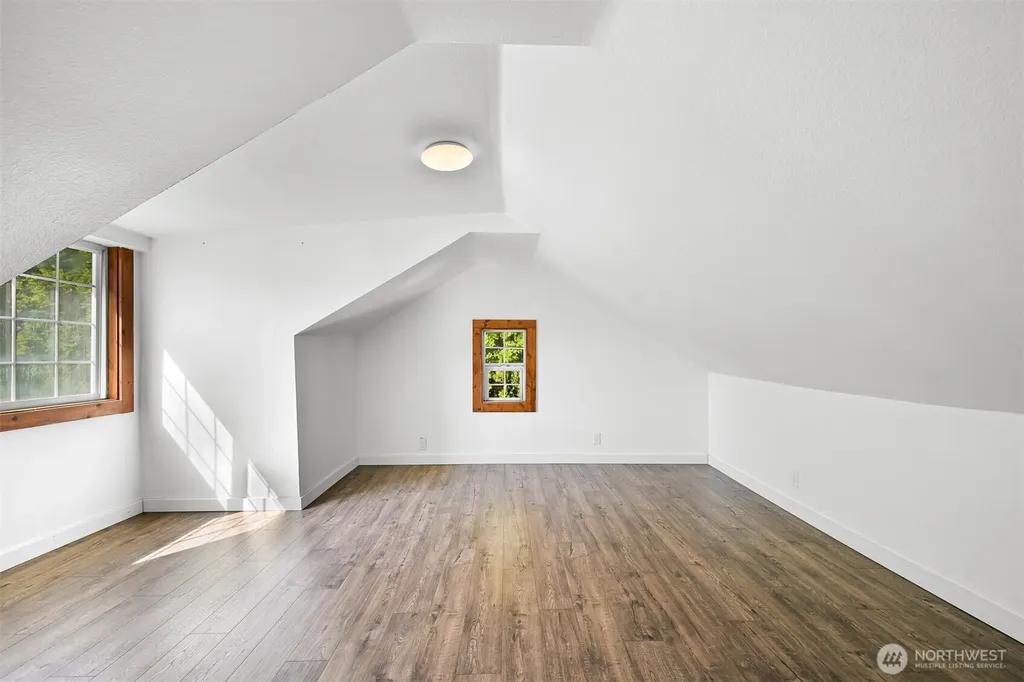 406 W Main Street Everson WA 98247