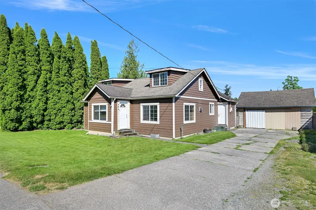 406 W Main Street Everson WA 98247