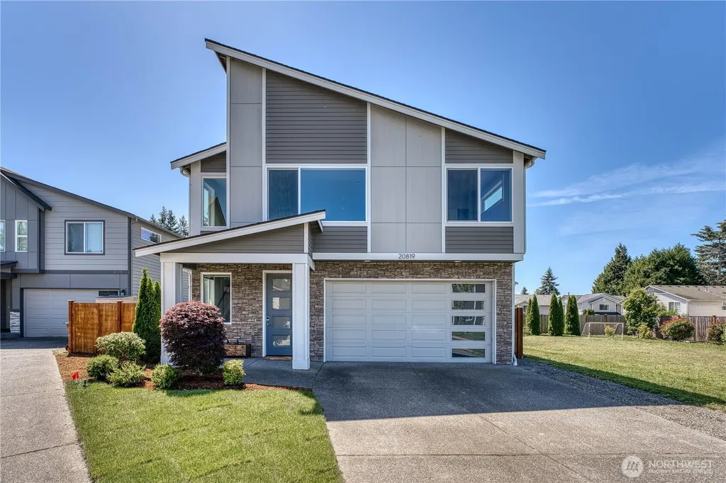 20819 9th Place W Lynnwood WA 98036