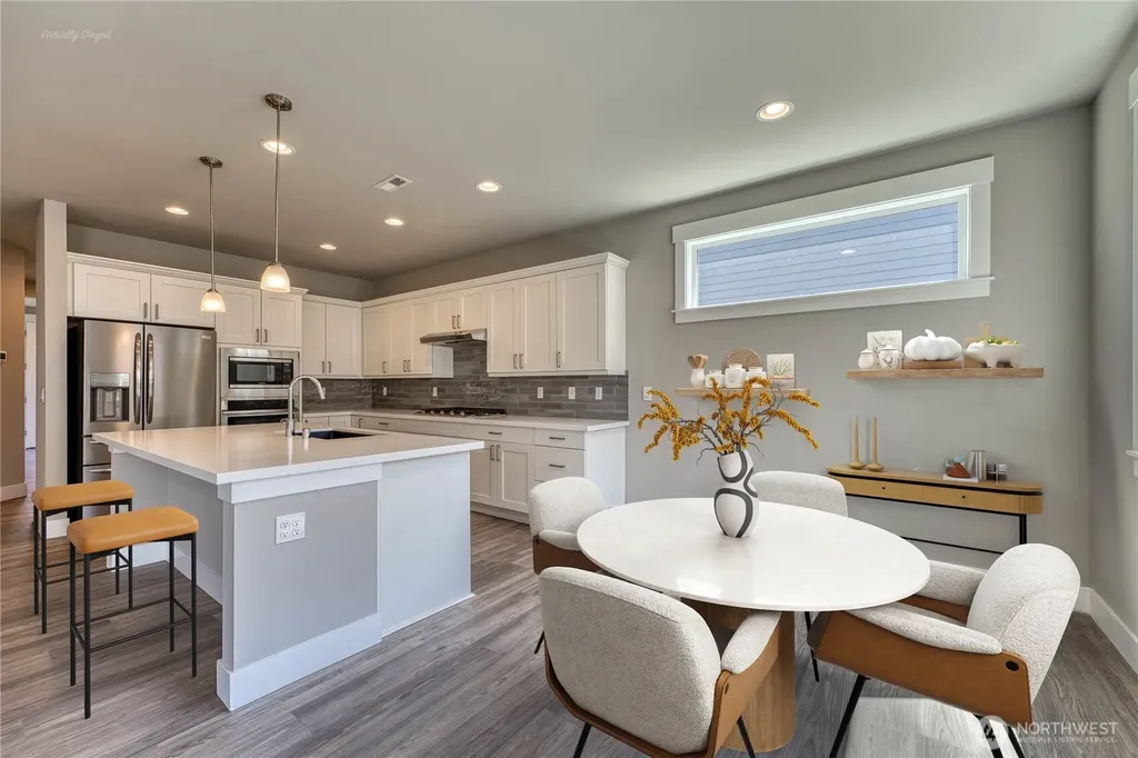 20819 9th Place W Lynnwood WA 98036