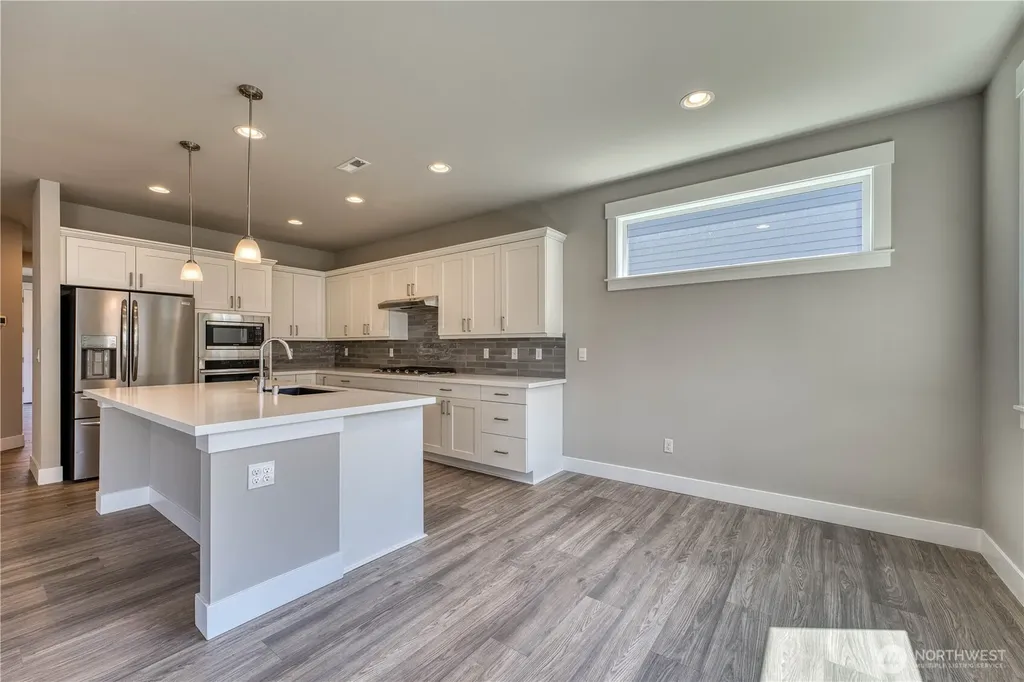 20819 9th Place W Lynnwood WA 98036