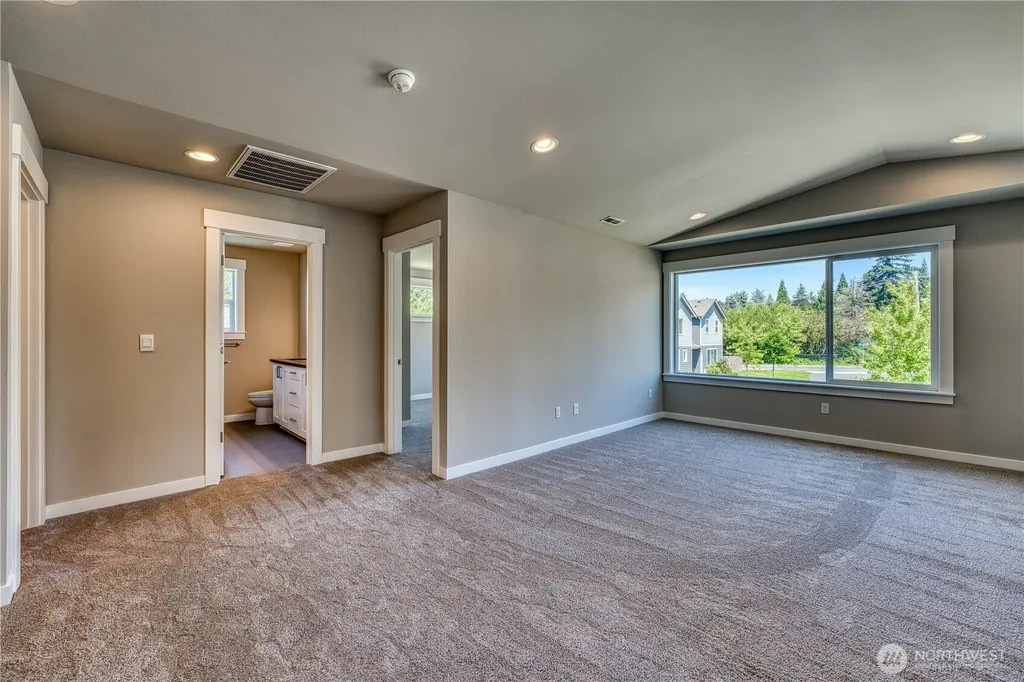 20819 9th Place W Lynnwood WA 98036